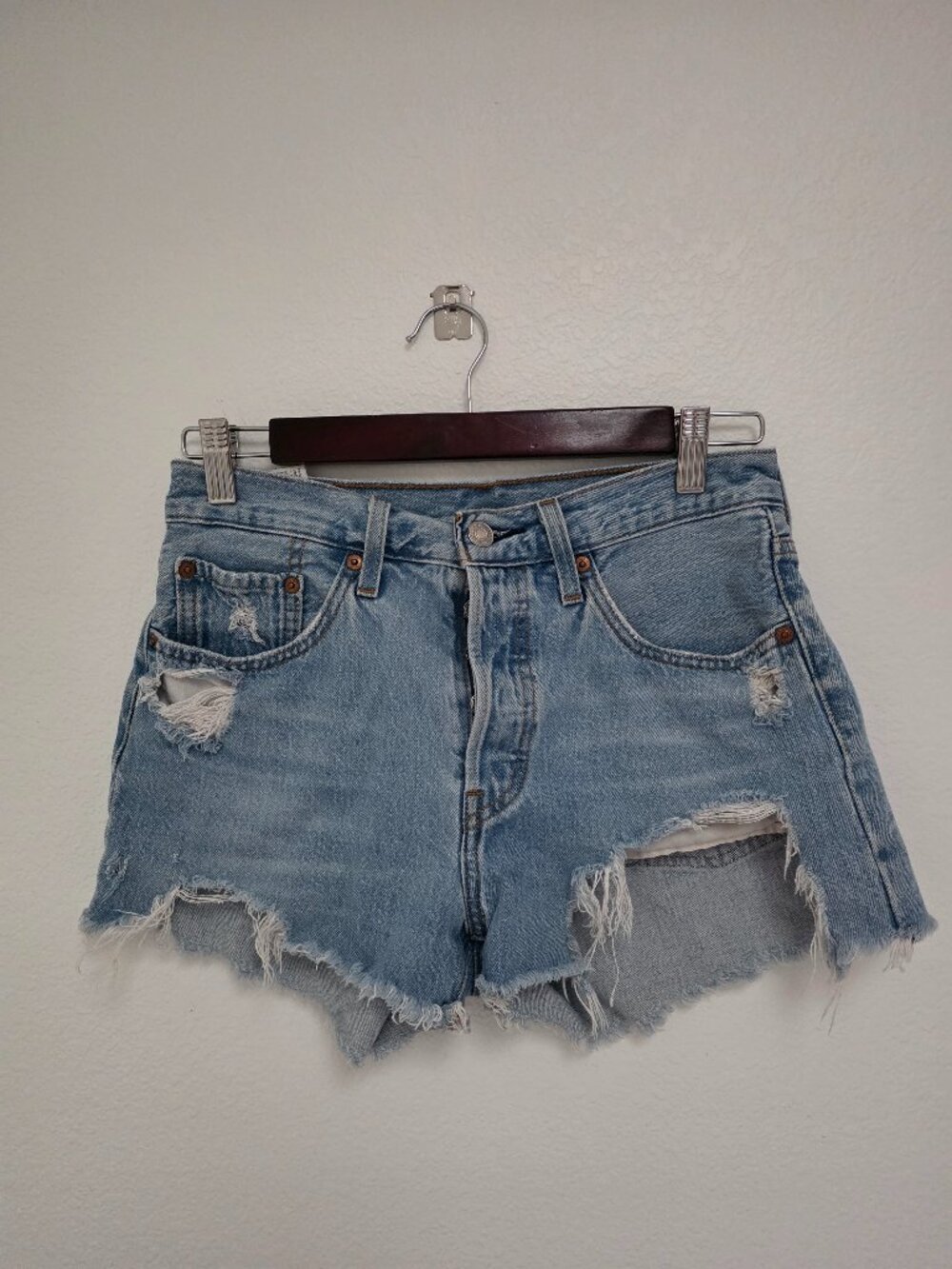 Levi's 501 Original Fit High-Rise Cut-Off Denim Shorts W28